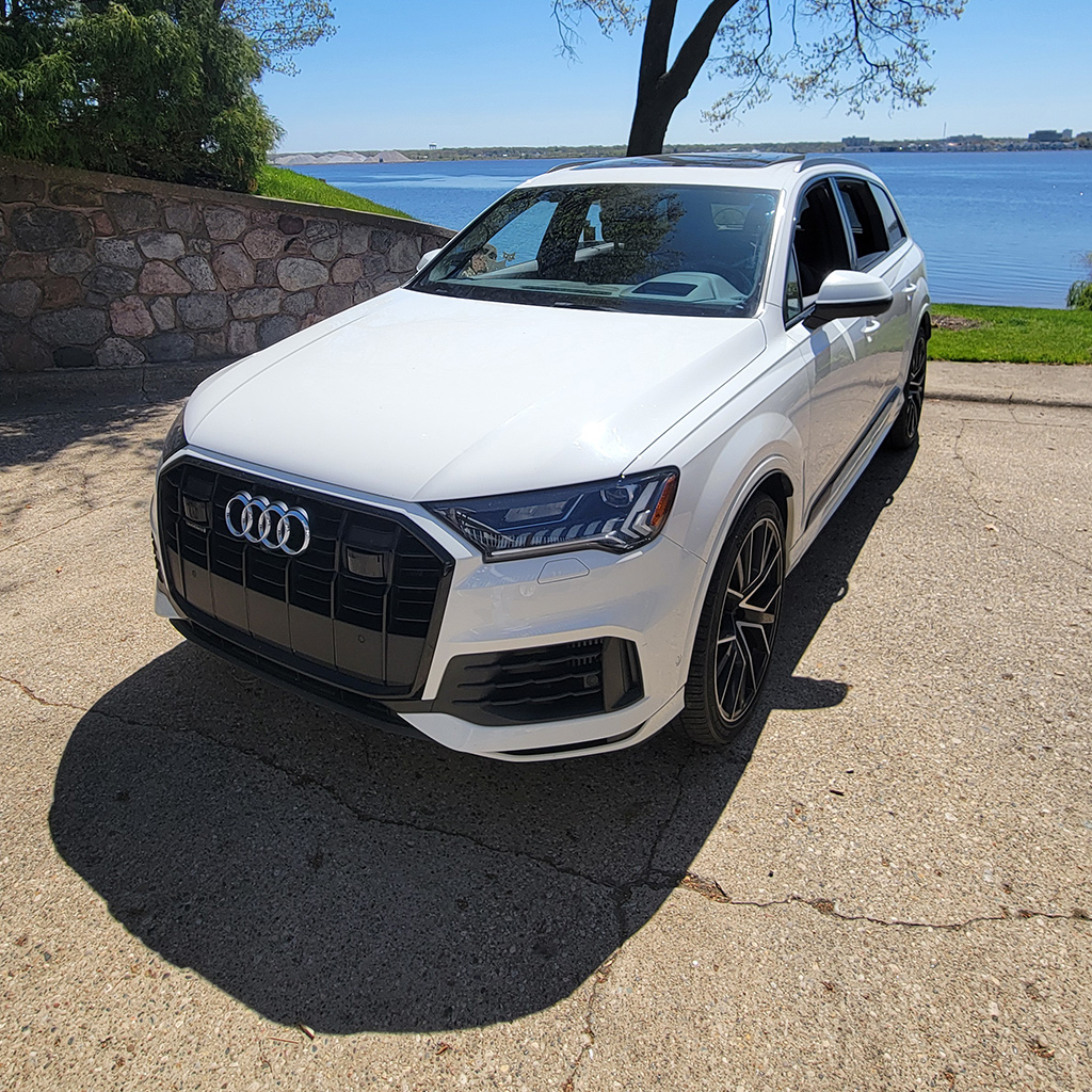 Car photo 1