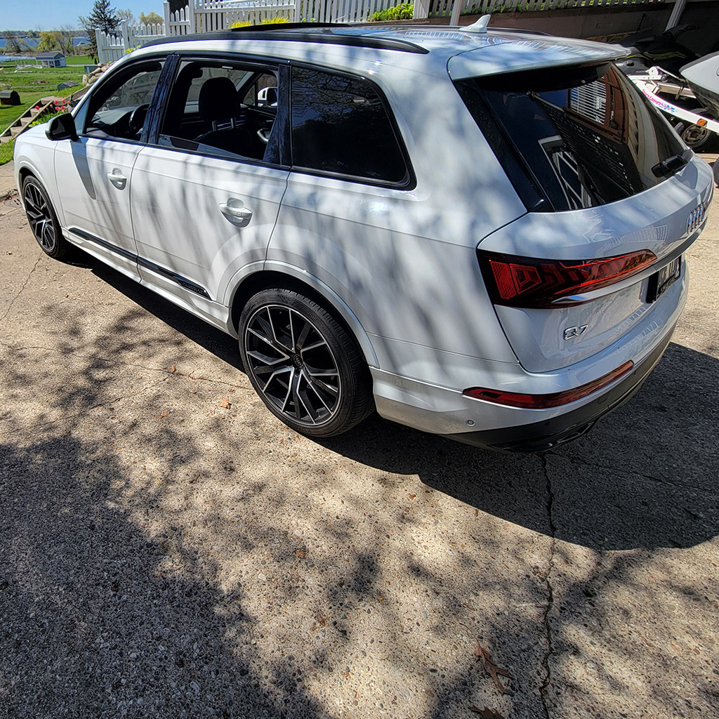 Car photo 5